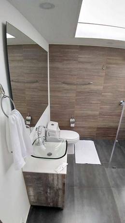 Imagen de la habitación del Hotel Agora Boutique. Foto 8