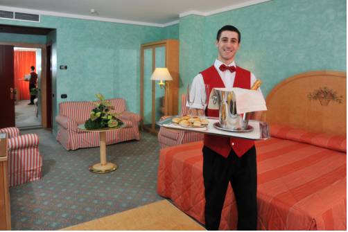 Imagen de la habitación del Hotel Agora' Palace. Foto 4