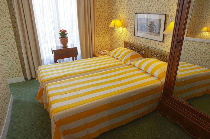 Imagen de la habitación del Hotel Agora, Par&iacute;s Centro. Foto 3