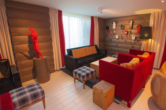 Imagen de los interiores del Hotel Agora Swiss Night By Fassbind. Foto 14