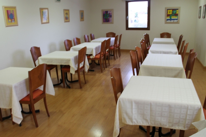 Imagen del bar/restaurante del Hotel Agorreta. Foto 3