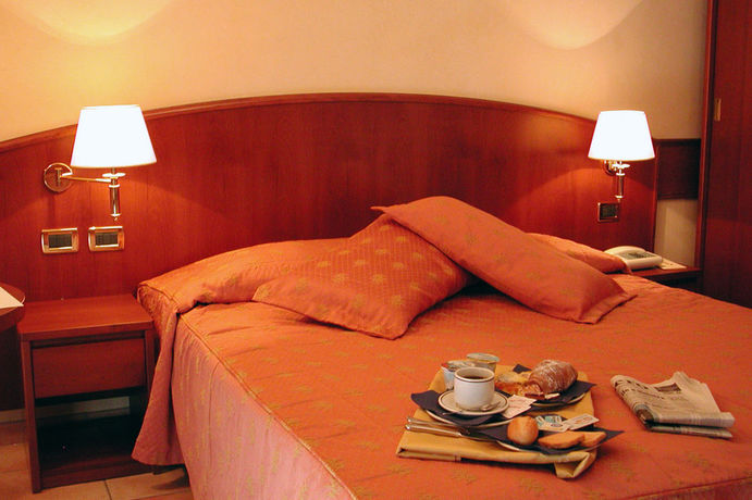 Imagen de la piscina del Hotel Agostini. Foto 15