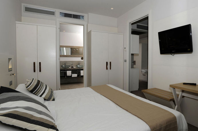 Imagen de la piscina del Hotel Agostini. Foto 16