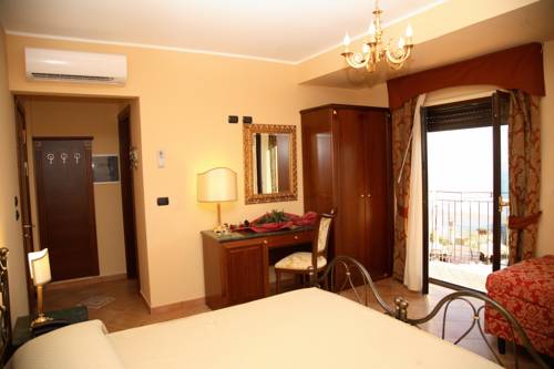 Imagen de la habitación del Hotel Agostiniana. Foto 5