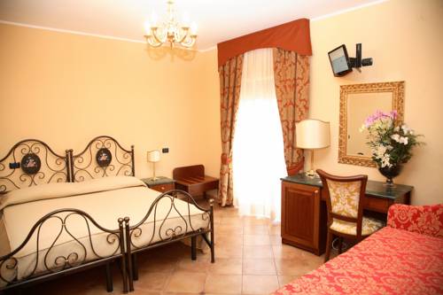 Imagen de la habitación del Hotel Agostiniana. Foto 6