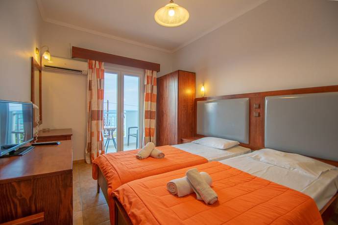 Imagen de la habitación del Hotel Agoulos Beach. Foto 9