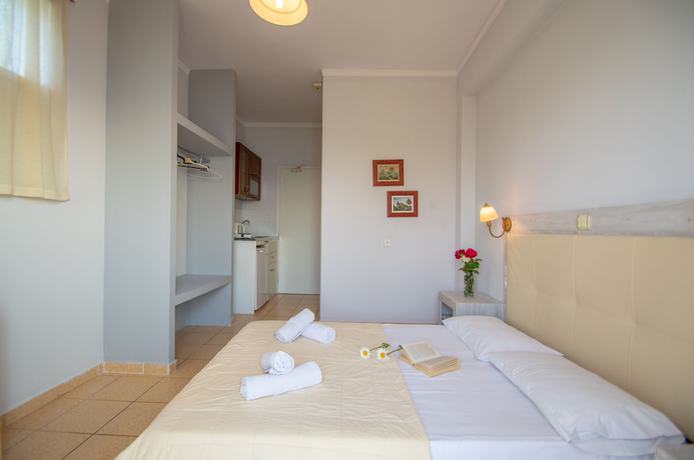 Imagen de la habitación del Hotel Agoulos Beach. Foto 14