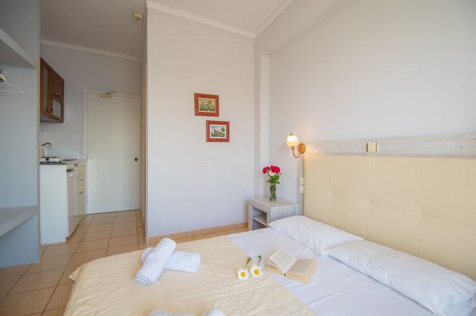 Imagen de la habitación del Hotel Agoulos Beach. Foto 20