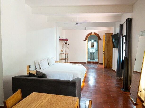 Imagen de la habitación del Hotel Agrado Guest House. Foto 16