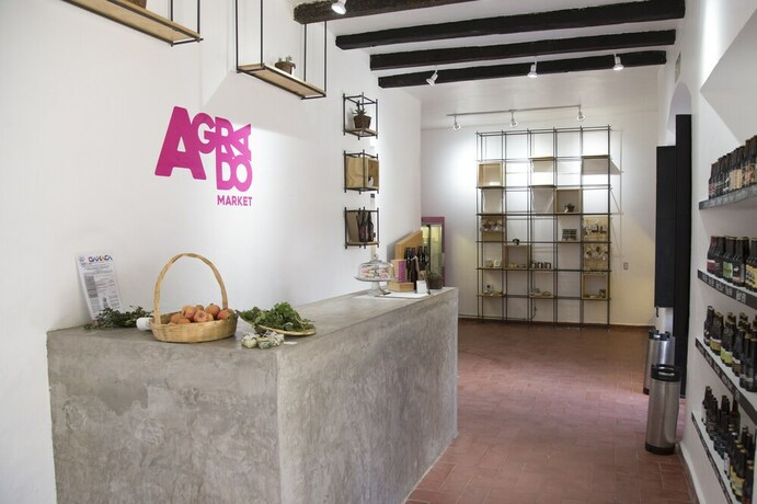 Imagen de los interiores del Hotel Agrado Guest House. Foto 29