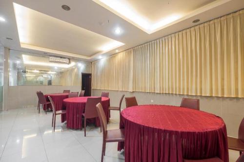 Imagen general del Hotel Agraha Andalas. Foto 6