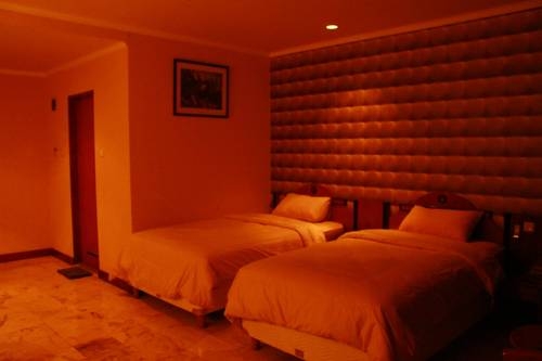 Imagen general del Hotel Agraha Hotel. Foto 12