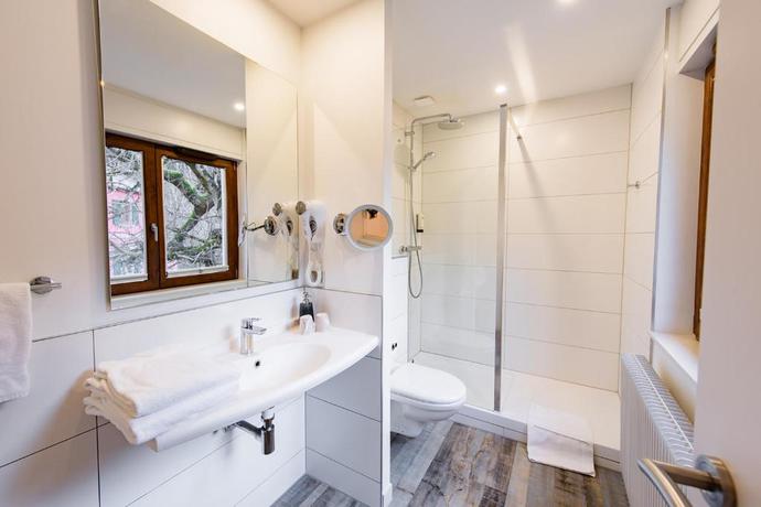 Imagen general del Hotel À l'Aigle d'Or. Foto 5