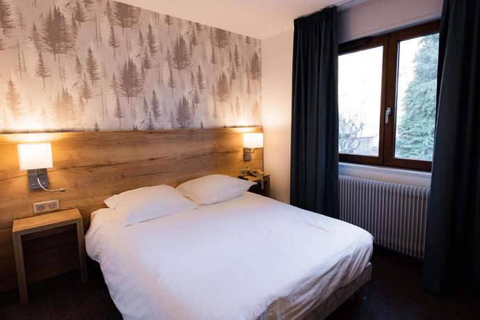 Imagen general del Hotel À l'Aigle d'Or. Foto 10