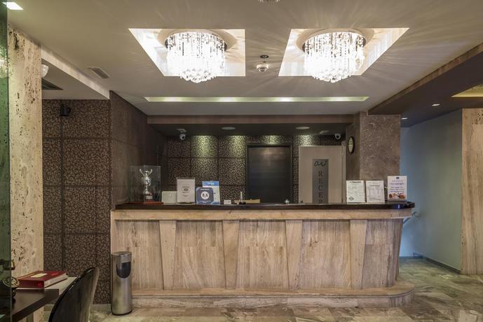 Imagen de los interiores del Hotel Agrelli. Foto 11