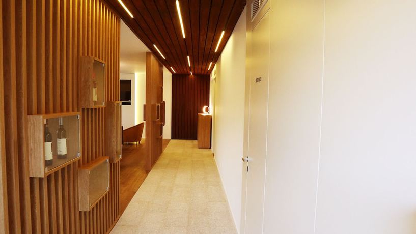 Imagen de los interiores del Hotel Agrinho Suítes and Spa Gerês. Foto 18