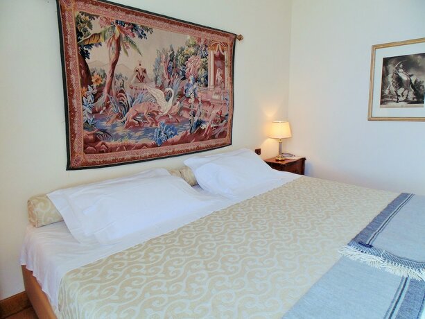 Imagen de la habitación del Hotel Agrirelais Baglio di Pianetto. Foto 12
