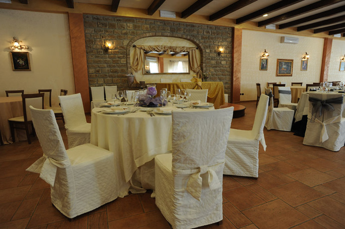 Imagen del bar/restaurante del Hotel Agriturismo Il Drago. Foto 5