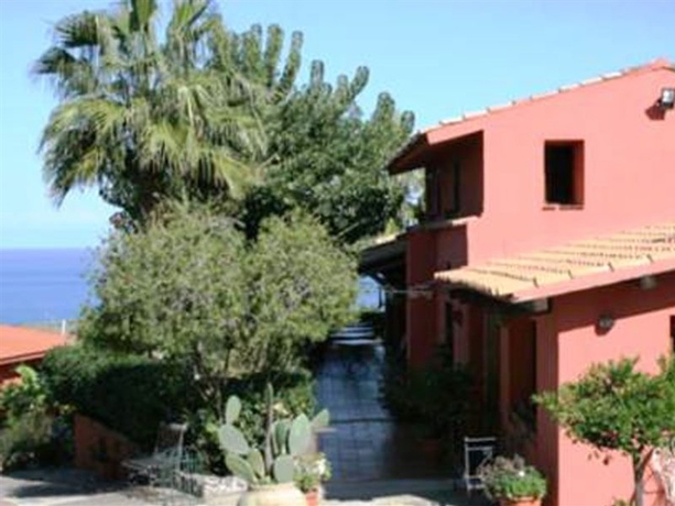 Imagen general del Hotel Agriturismo Ruralia, Santa Domenica. Foto 10