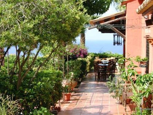 Imagen general del Hotel Agriturismo Ruralia, Santa Domenica. Foto 11