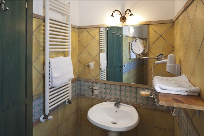 Imagen de la habitación del Hotel Agriturismo Terrenia. Foto 9