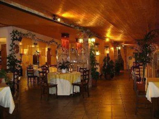 Imagen del bar/restaurante del Hotel Agriturismo Terrenia. Foto 2