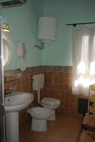 Imagen de la habitación del Hotel Agriturismo Villa Cefal&agrave;. Foto 13