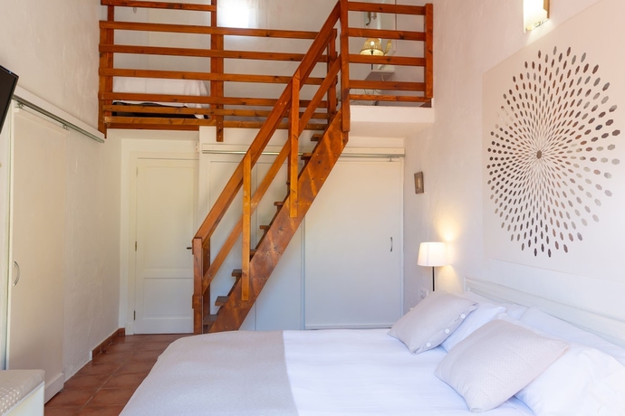 Imagen de la habitación del Hotel Agroturismo Binissafullet Vell. Foto 17