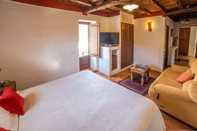 Imagen de la habitación del Hotel Agroturismo Can Pujolet. Foto 5