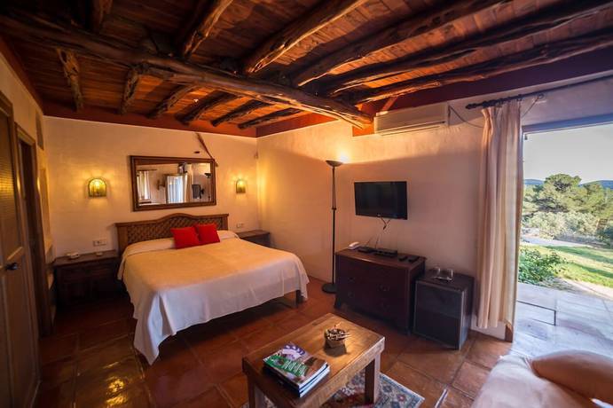 Imagen de la habitación del Hotel Agroturismo Can Pujolet. Foto 6