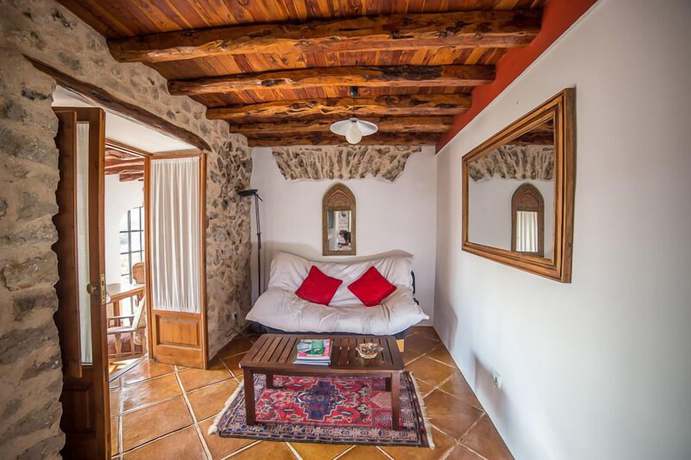 Imagen de la habitación del Hotel Agroturismo Can Pujolet. Foto 8