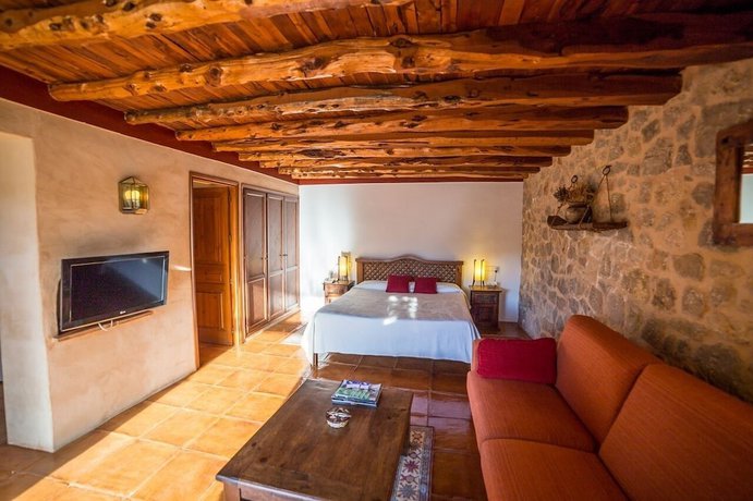 Imagen de la habitación del Hotel Agroturismo Can Pujolet. Foto 16