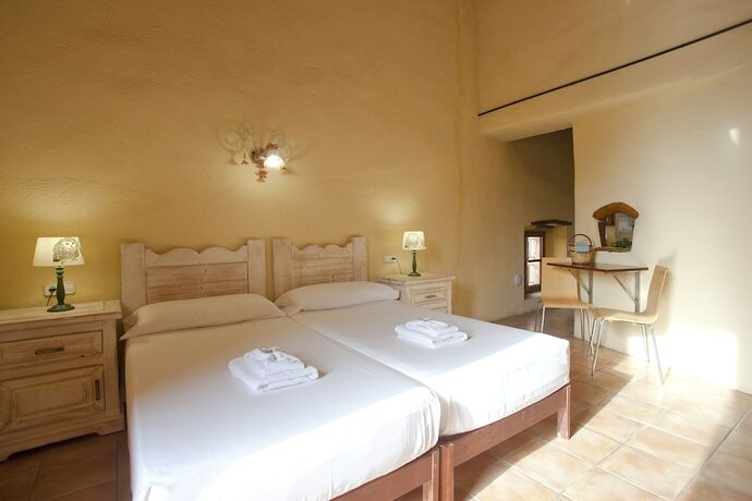 Imagen de la habitación del Hotel Agroturismo Finca Son Sureda. Foto 12
