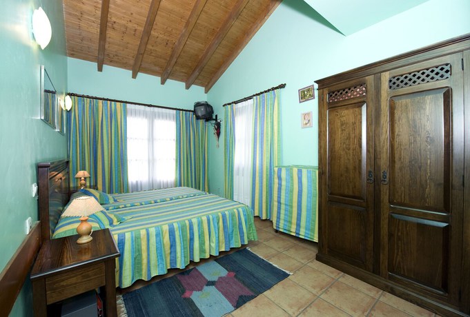 Imagen de la habitación del Hotel Agroturismo Ordaola. Foto 4