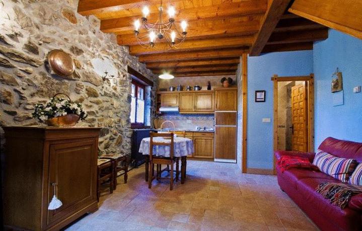 Imagen de los interiores del Hotel Agroturismo Urresti. Foto 8