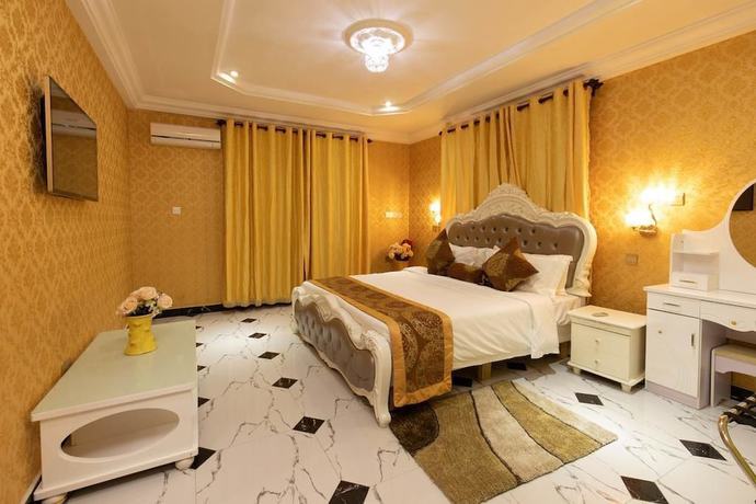 Imagen general del Hotel Ags and Suites. Foto 1