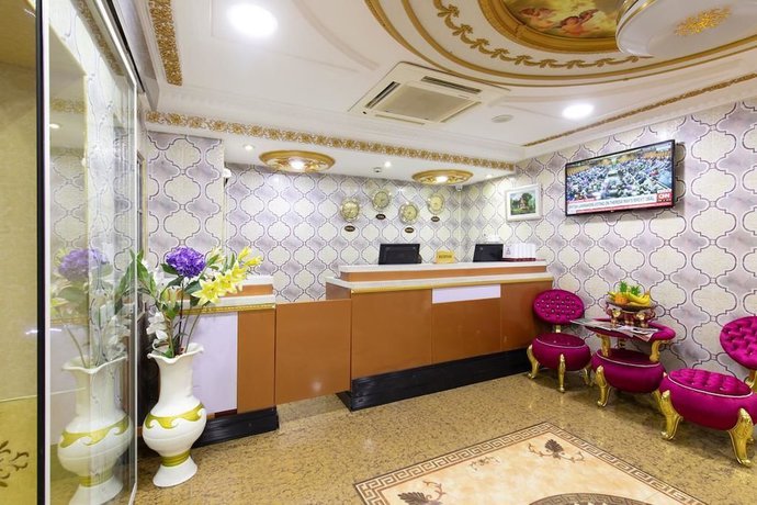 Imagen de los interiores del Hotel Ags and Suites. Foto 18
