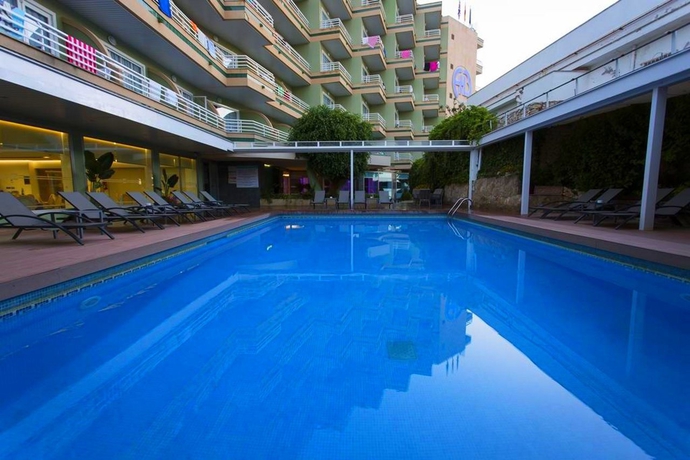 Imagen general del Hotel Agua Beach - Adults Only. Foto 3