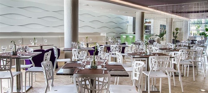Imagen del bar/restaurante del Hotel Agua Dorada Beach By Lidotel. Foto 5