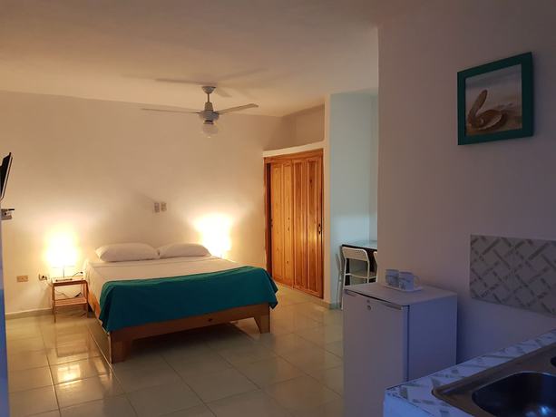 Imagen de la habitación del Hotel Agua Dulce. Foto 8