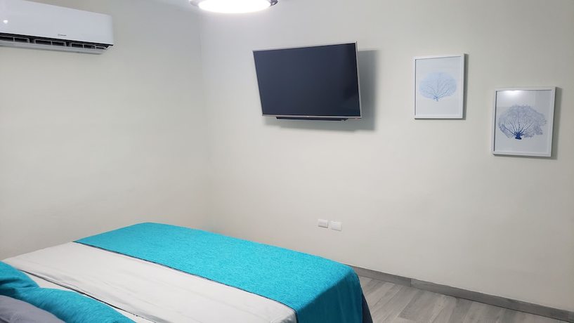 Imagen de la habitación del Hotel Agua Dulce. Foto 16