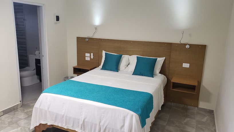 Imagen de la habitación del Hotel Agua Dulce. Foto 17