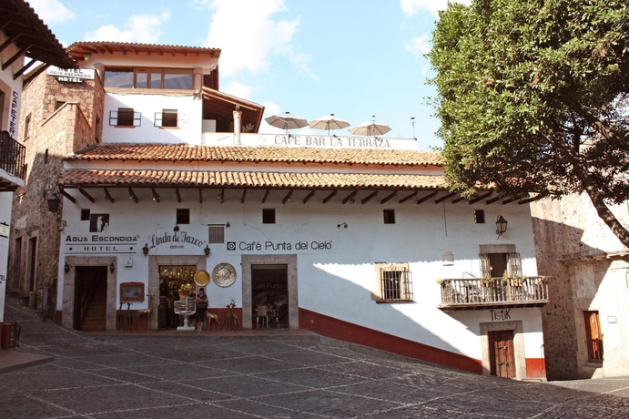 Imagen de los exteriores del Hotel Agua Escondida. Foto 7