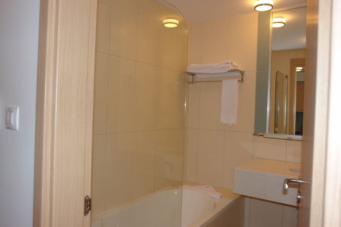 Imagen de la habitación del Hotel Agua Hotels Sal Vila Verde Resort. Foto 2