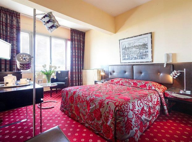 Imagen de la habitación del Hotel Aguado. Foto 8