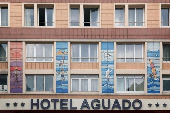 Imagen de la habitación del Hotel Aguado. Foto 11