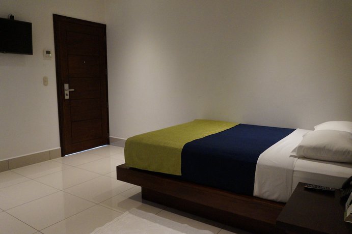 Imagen de la habitación del Hotel Agualcas. Foto 10