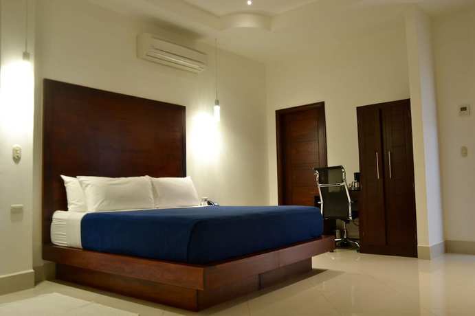 Imagen de la habitación del Hotel Agualcas. Foto 15