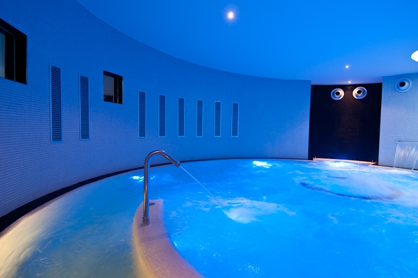 Imagen de la piscina del Hotel Aguas De Ibiza Grand Luxe. Foto 8