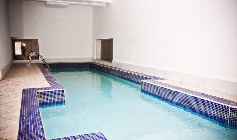 Imagen de la piscina del Hotel Aguas. Foto 13